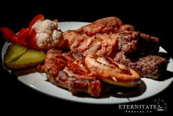 images/meniu-frupt-praznice-iasi/MIXT GRIL_copyright.jpg